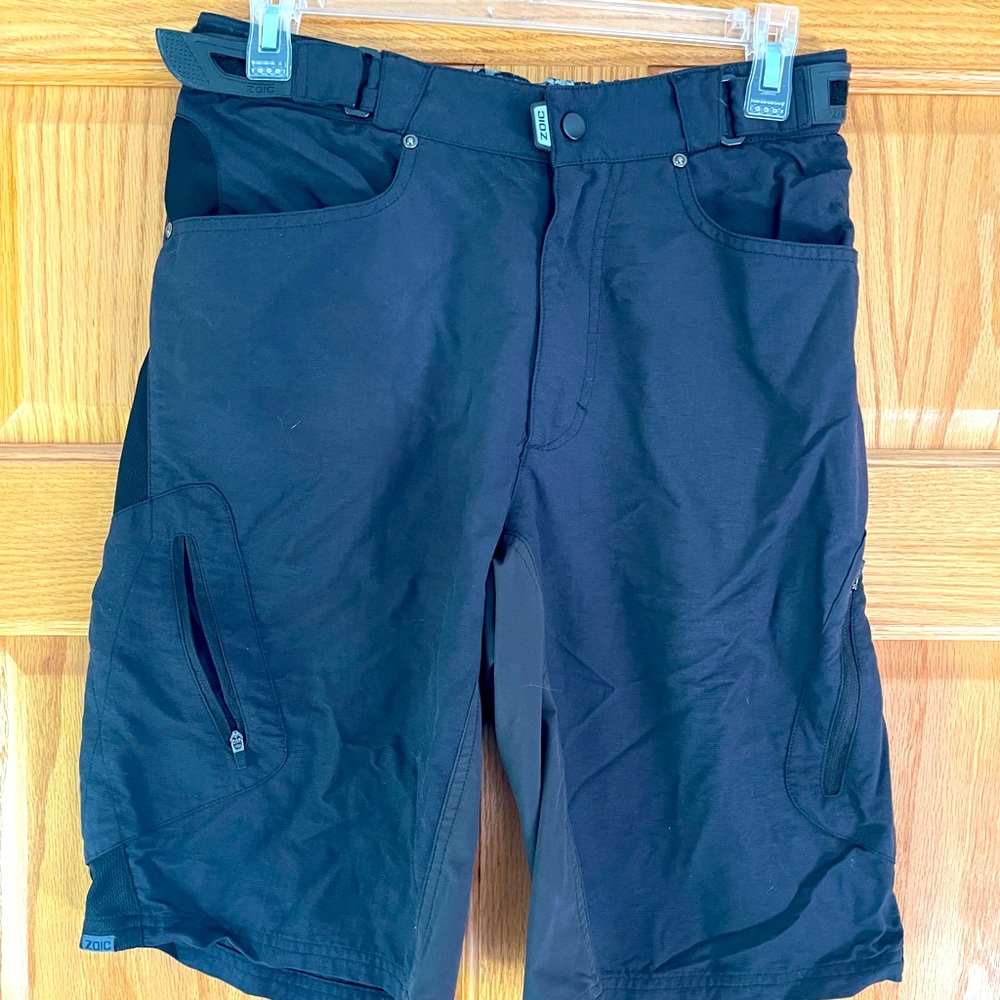 Mens biking shorts Medium